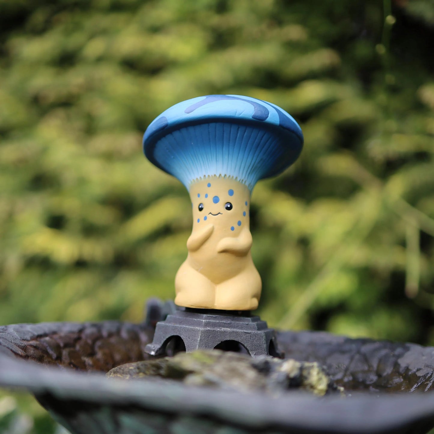 Indi the Curious Mushroom